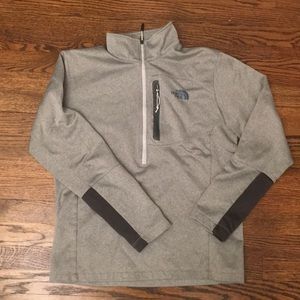 The North Face men’s 1/2 zip pullover